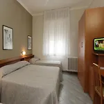 מלון Hotel Ravenna 3*