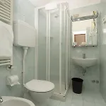 מלון Hotel Ravenna