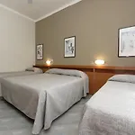 Hotel Ravenna ראבנה