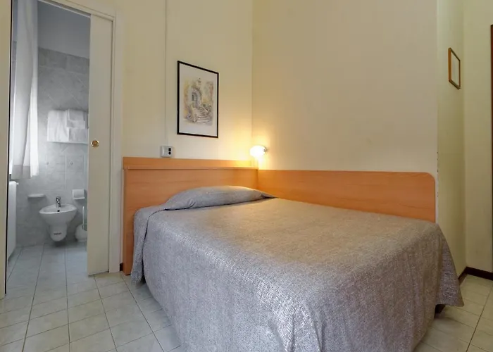 فندق Hotel Ravenna 3*