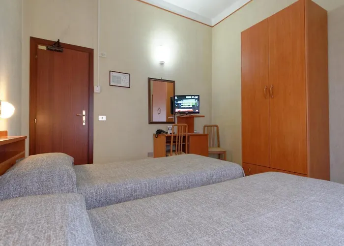 Hotel Ravenna فندق رافيننا