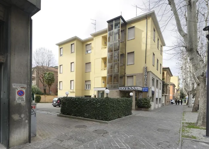 Otel Hotel Ravenna 3*